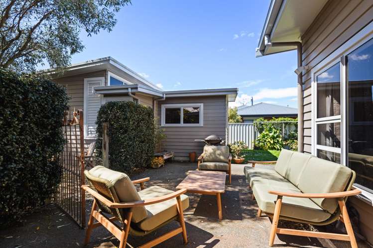 4 Roger Street Lytton West_17