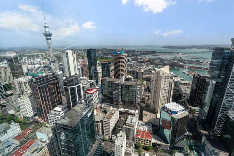 5203/10 Commerce Street City Centre_37