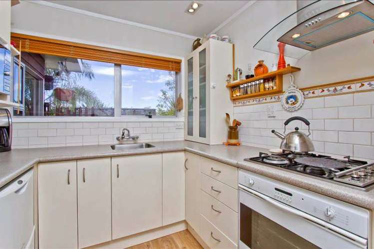 2/17b Woodvale Road Glen Eden_8