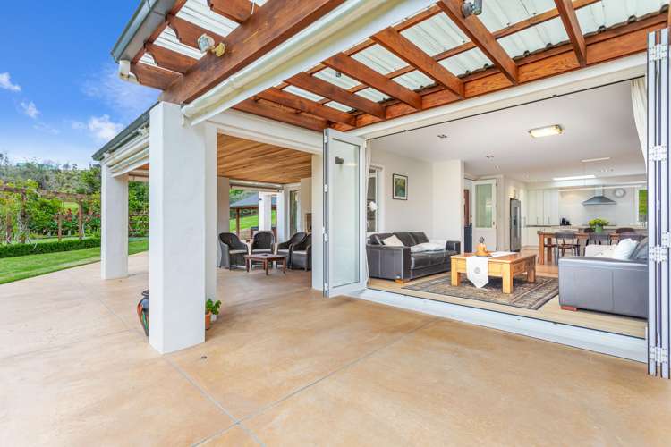 47 Lloyd Road Riverhead_19