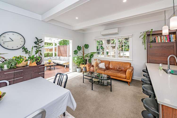 9 Selwyn Crescent College Estate_8