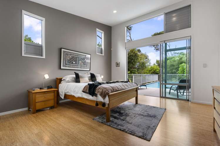 10 Thomas Hunter Lane Greenhithe_2