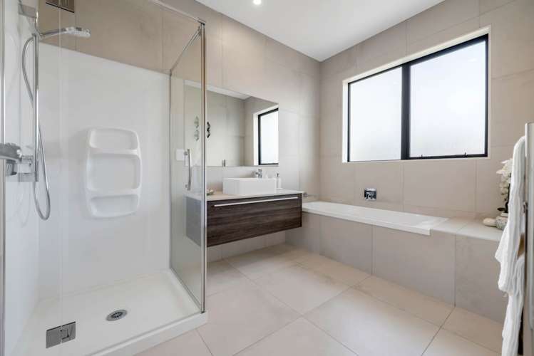 173 Ninth View Avenue Beachlands_21