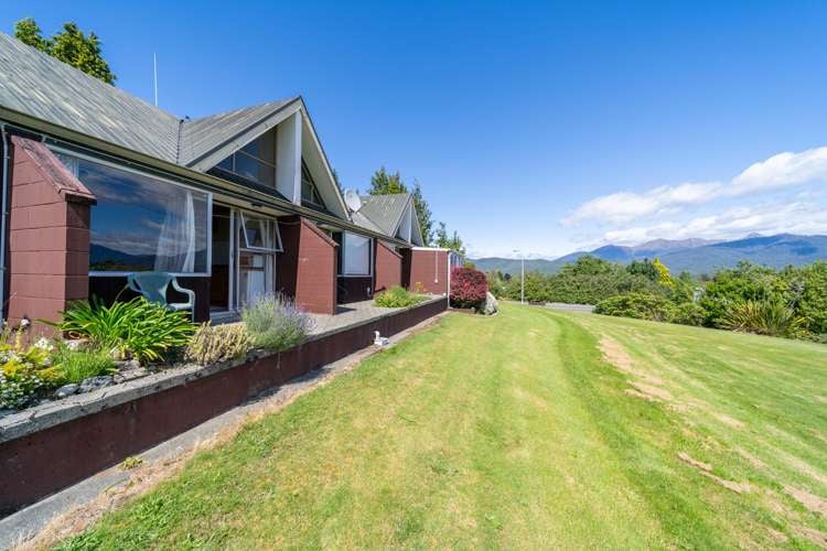 4 Burnby Place Te Anau_8