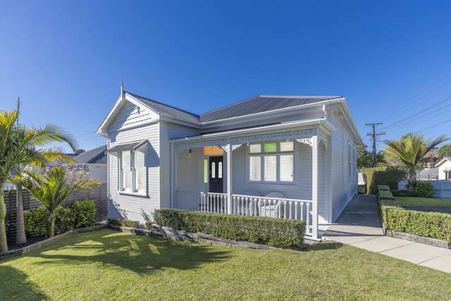The Modern Family Villa