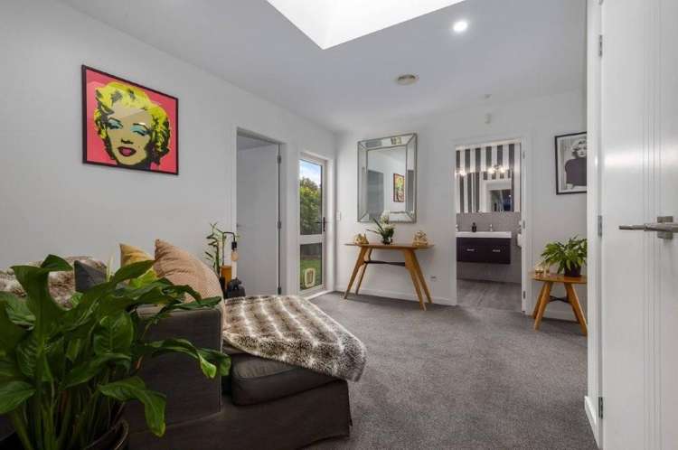 39 Waipunahau Road Waikanae_13