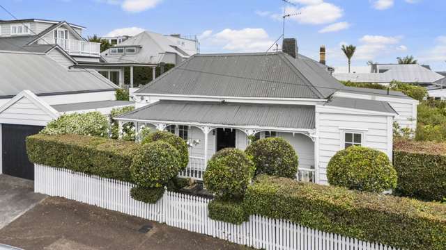 Dream garden cottage