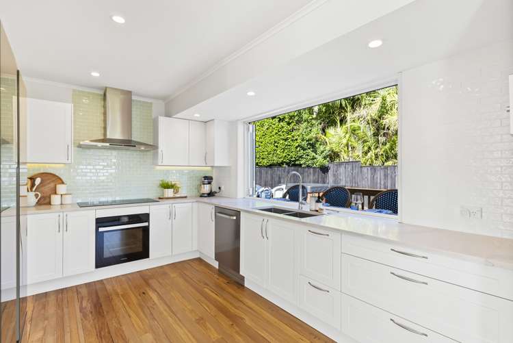 62a Kurahaupo Street Orakei_10