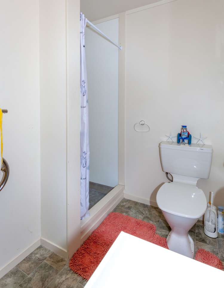 21 Campbell Close Whangamata_18