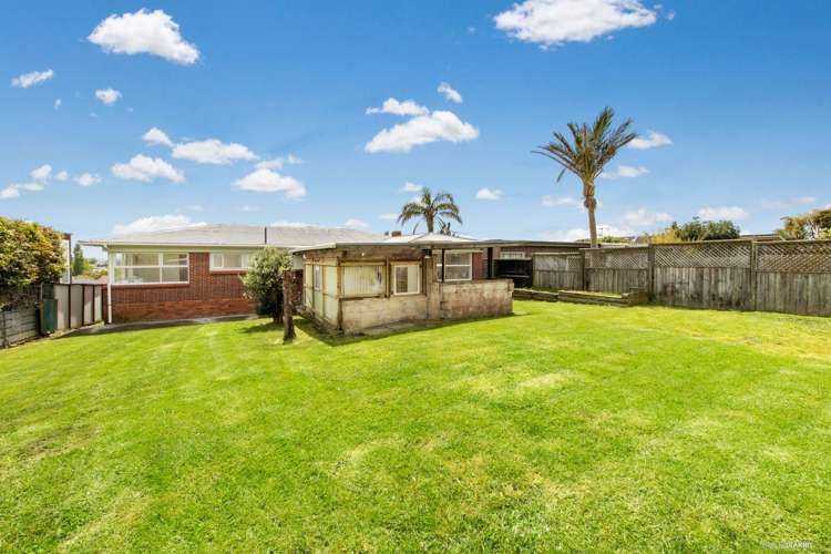 11 Downsview Road Pakuranga Heights_17