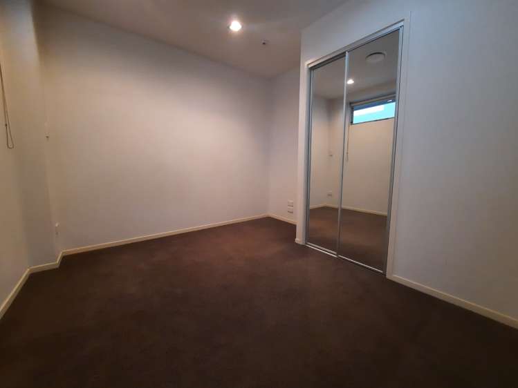 401 New North Road 1703_6