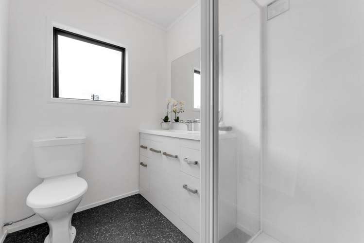 2/169 Stredwick Drive Torbay_20