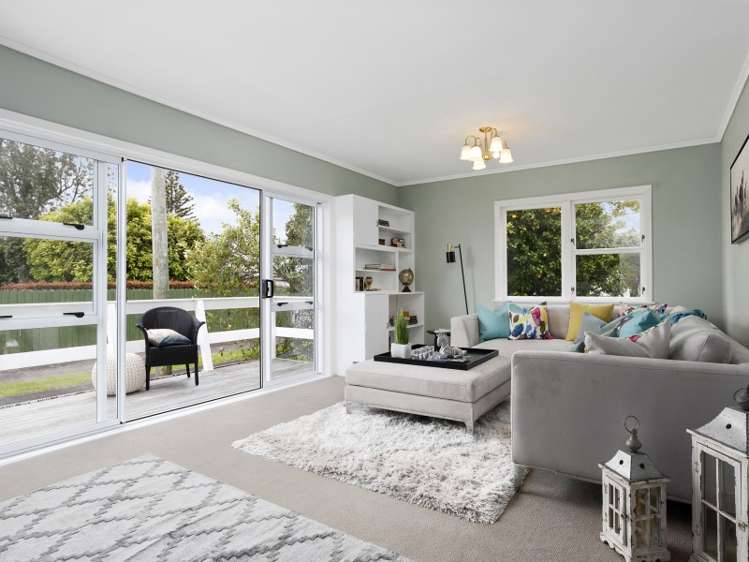 25 Swan Crescent Pakuranga_2