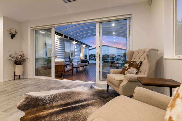 7 Kuinga Street Wainui_9