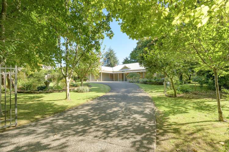 14 Freeburn Road Pyes Pa_43