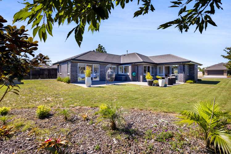13 Cooke Farm Grove Waiwhakaiho_0