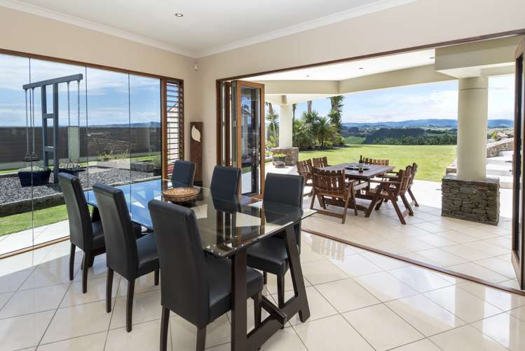 601 Redoubt Road Flat Bush_13