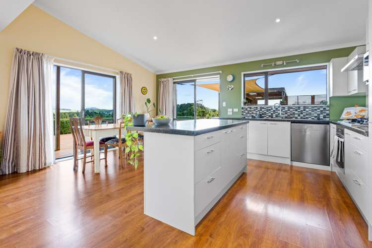21b Pearson Road Maungatapere_16