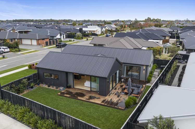 13 Halpin Drive Lincoln_26