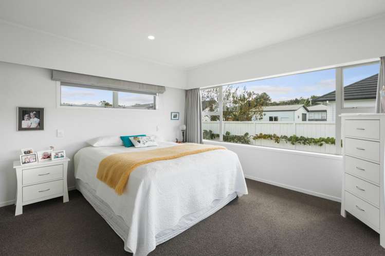 8 Sandleigh Drive Athenree_15