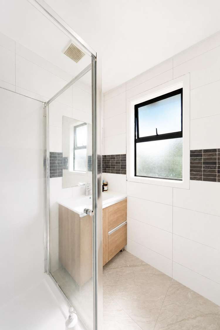 12a Everitt Road_3