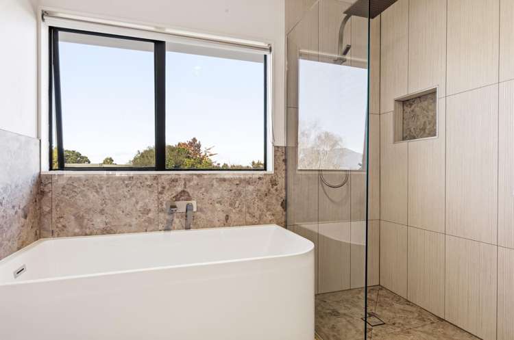 21 Kahurangi Drive Taupo_7