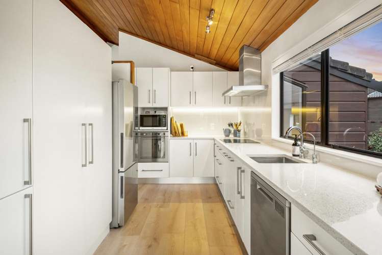 2/11 Faulkner Road Northcote Point_9