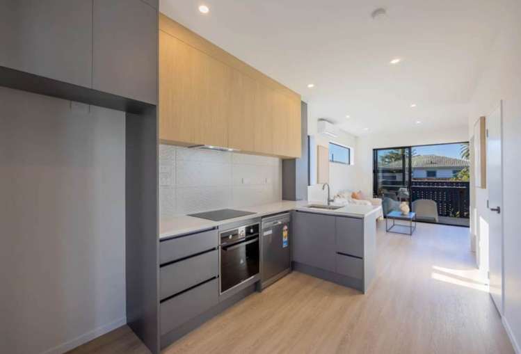 6/3 Cape Road_1