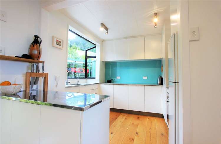 8 Adams Road Thornton Bay_2