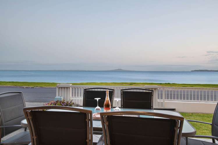 9 Arkles Strand Arkles Bay_25