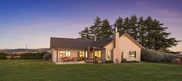 Modern Home, Winery & Productive Vineyard