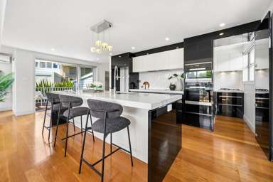 2A Campbell Crescent_3