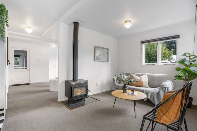 33 Foster Avenue Huia_5