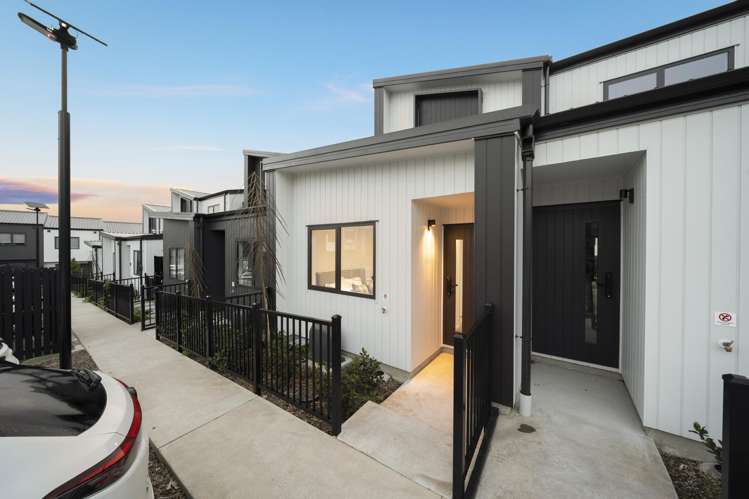 6/4 Ngaroma House Drive Hobsonville_15