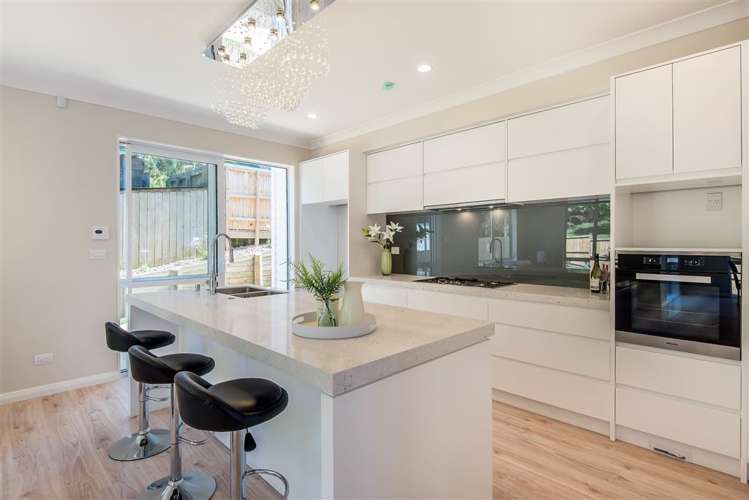 21c Wairau Road Forrest Hill_24