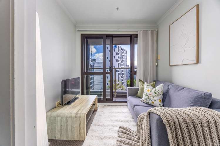 708/96 Symonds Street_1