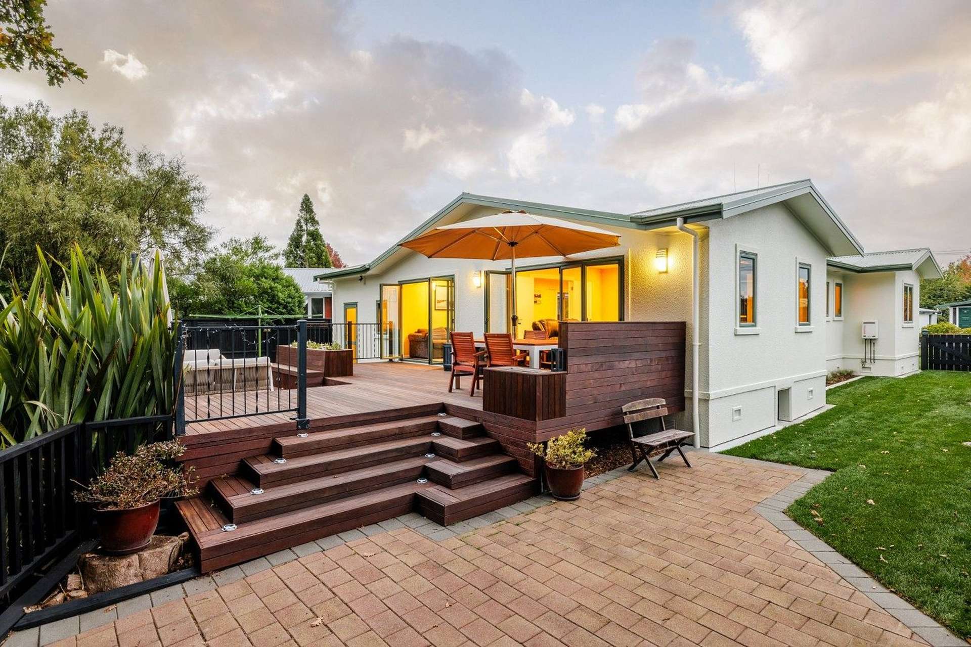 16 Cranwell Place Hillcrest Hamilton City Houses for Rent One Roof