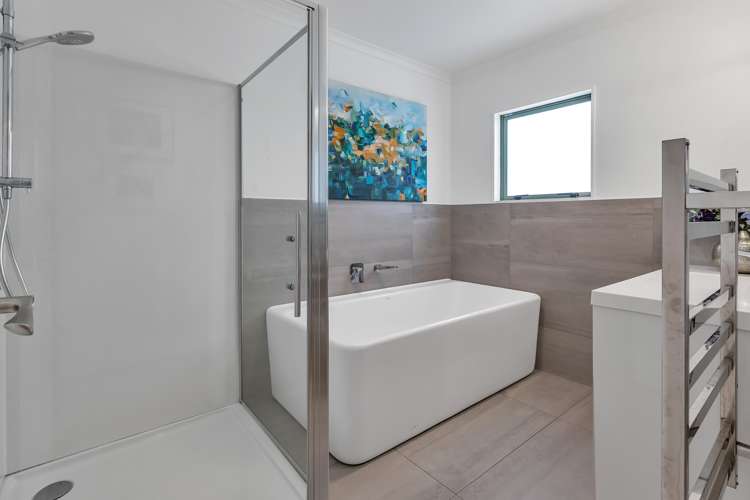 10 Attwood Street Tamaterau_11