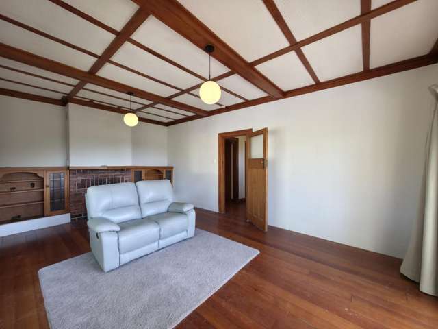 2 Harvey Road 10780_3