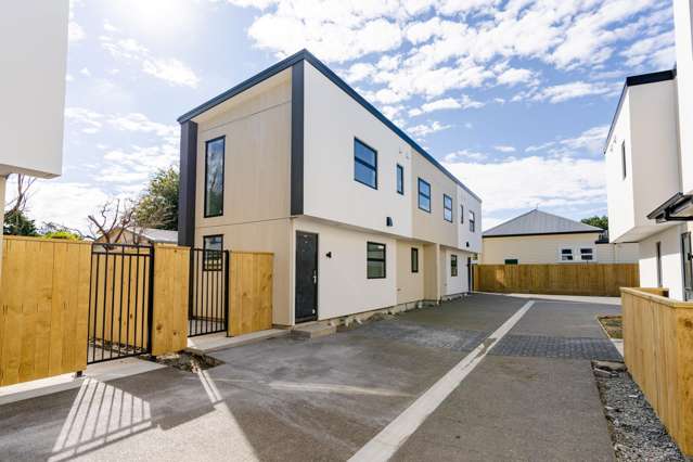 Brand New - Great location !