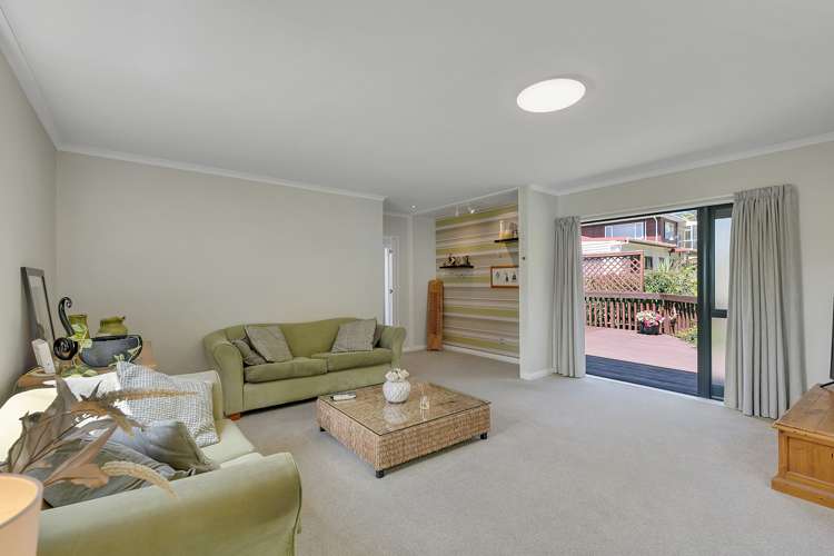 34 Lincoln Avenue Tawa_6