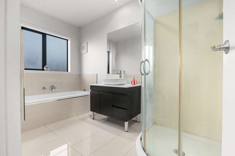 2 Southbrook Close Glenview_15