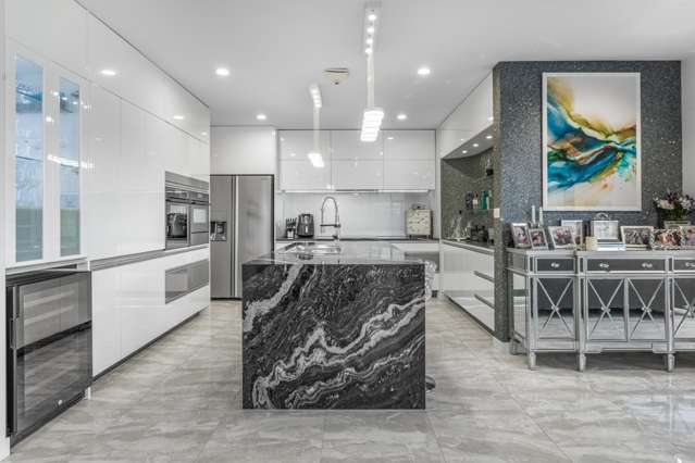 Modern Waterview Living in the Iconic Westwater