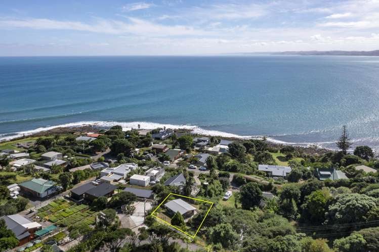 6C Whaanga Road Raglan_5