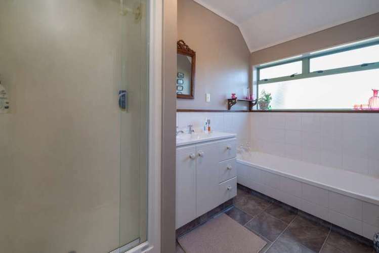 2/89 Harvey Street Waipahihi_11