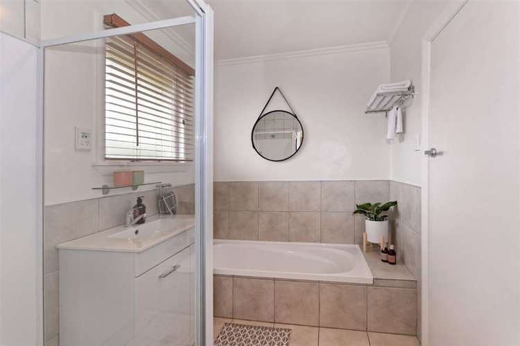 92 Battys Road Yelverton_14