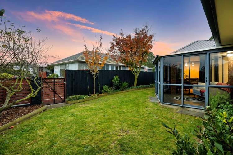 44C Kathleen Crescent Hornby_21