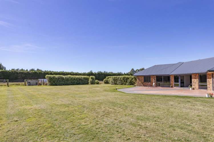 2540 Wards Road Darfield_27