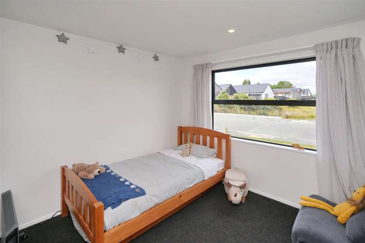 84 Glenturret Drive Casebrook_10