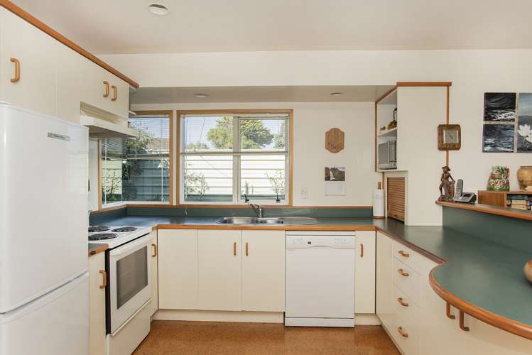 3/151 Rutene Road Kaiti_12
